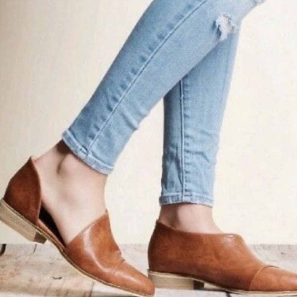 Catherine Melandrino ~ Zwan d’orsay loafer
